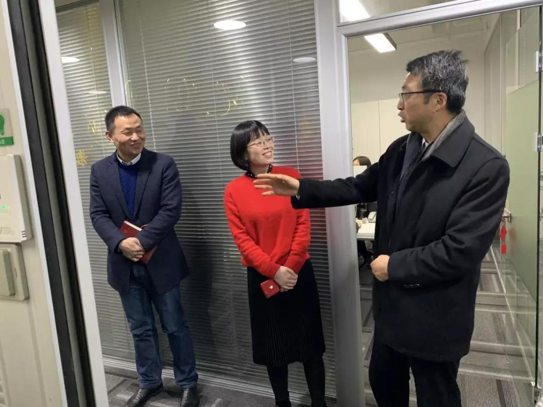 1550130274796245.jpg 吴敏副总走访典当公司.jpg