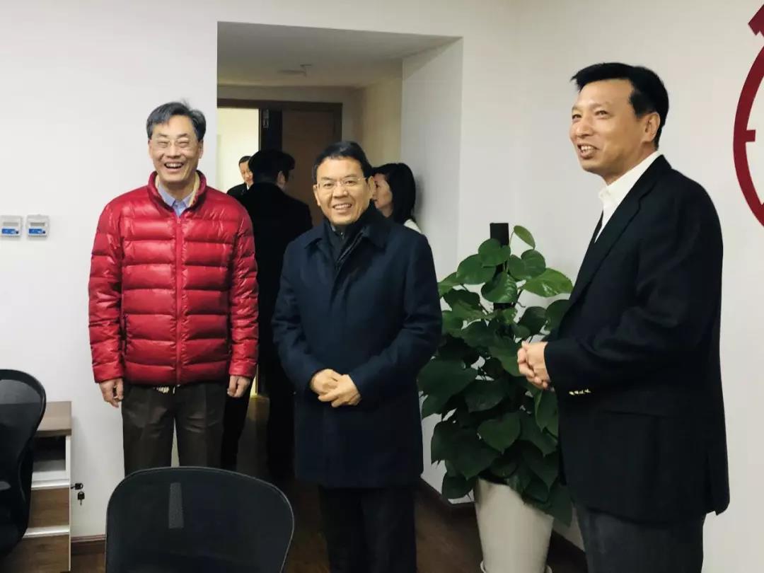 1550130289194968.jpg 徐旭阳副总走访艺创公司.jpg