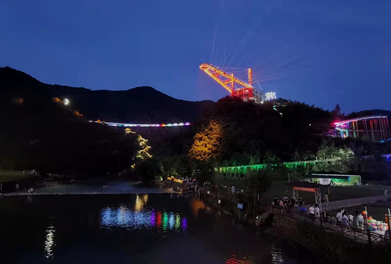 1638520791488957.jpg 浦江上河村乡村文旅项目夜游火爆.jpg