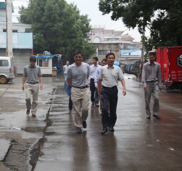 沈志云总经理赴信联钢铁公司视察调研