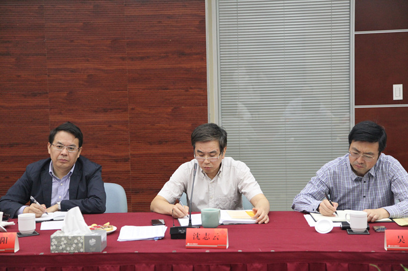 集团公司党委班子召开教育实践活动专题民主生活会