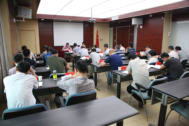 集团公司召开“两学一做”学习教育常态化制度化推进会