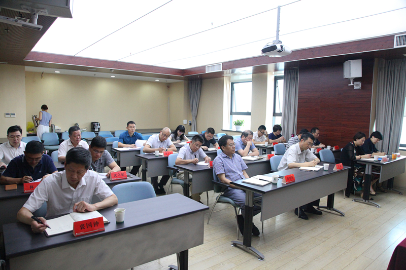 集团公司召开党委扩大会议学习传达全省国有企业党的建设工作会议精神