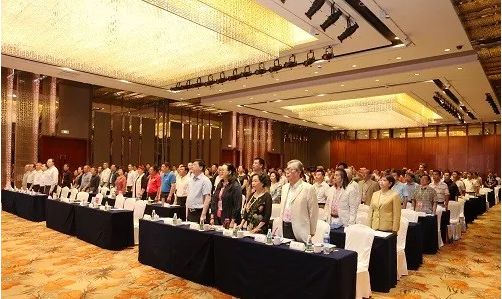 省工艺品公司出席全国工艺美术行业年会暨中国工艺美术协会第六届第四次理事会