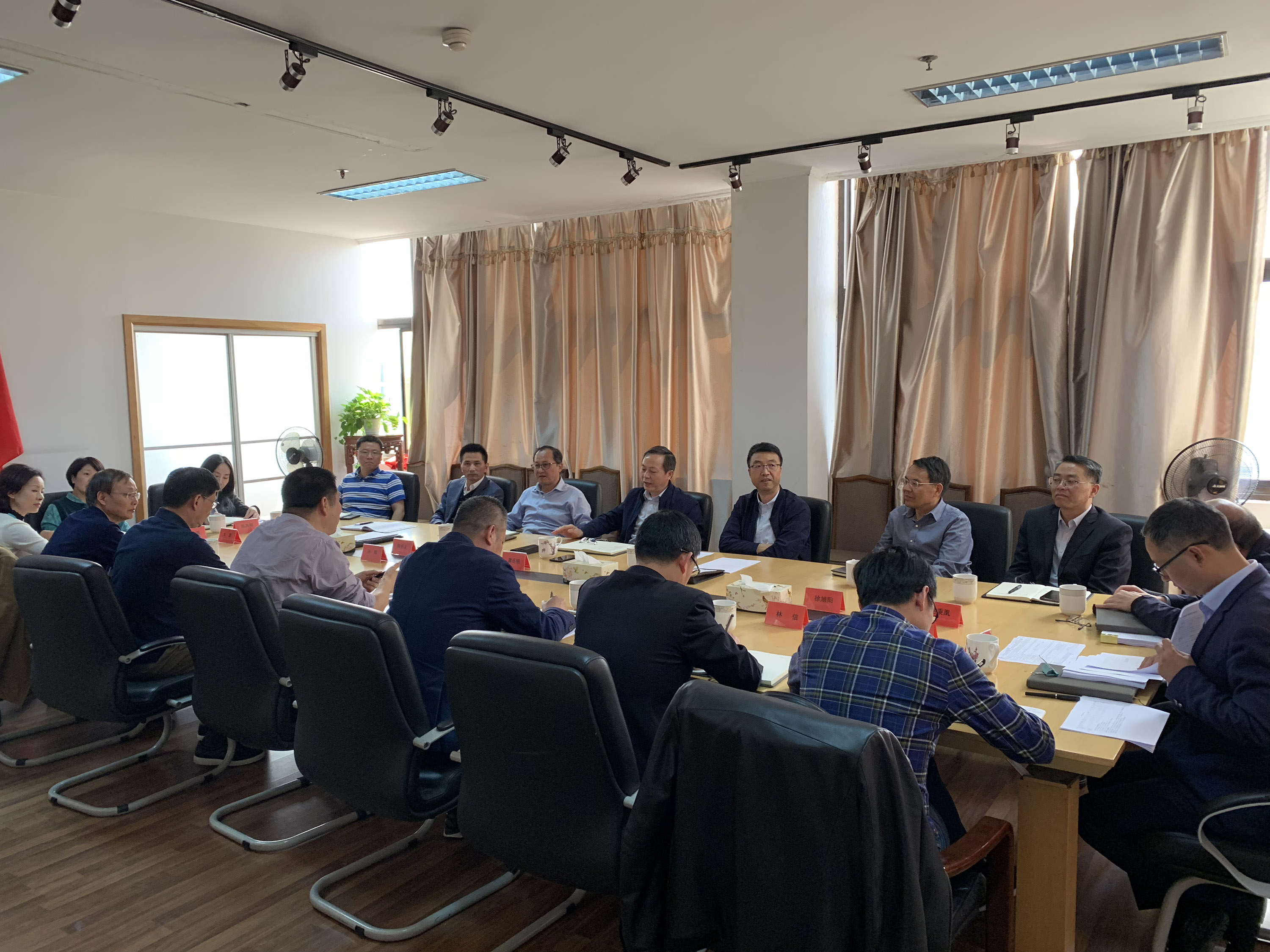 集团公司党委书记董事长虞岳明 一行莅临公司调研指导工作