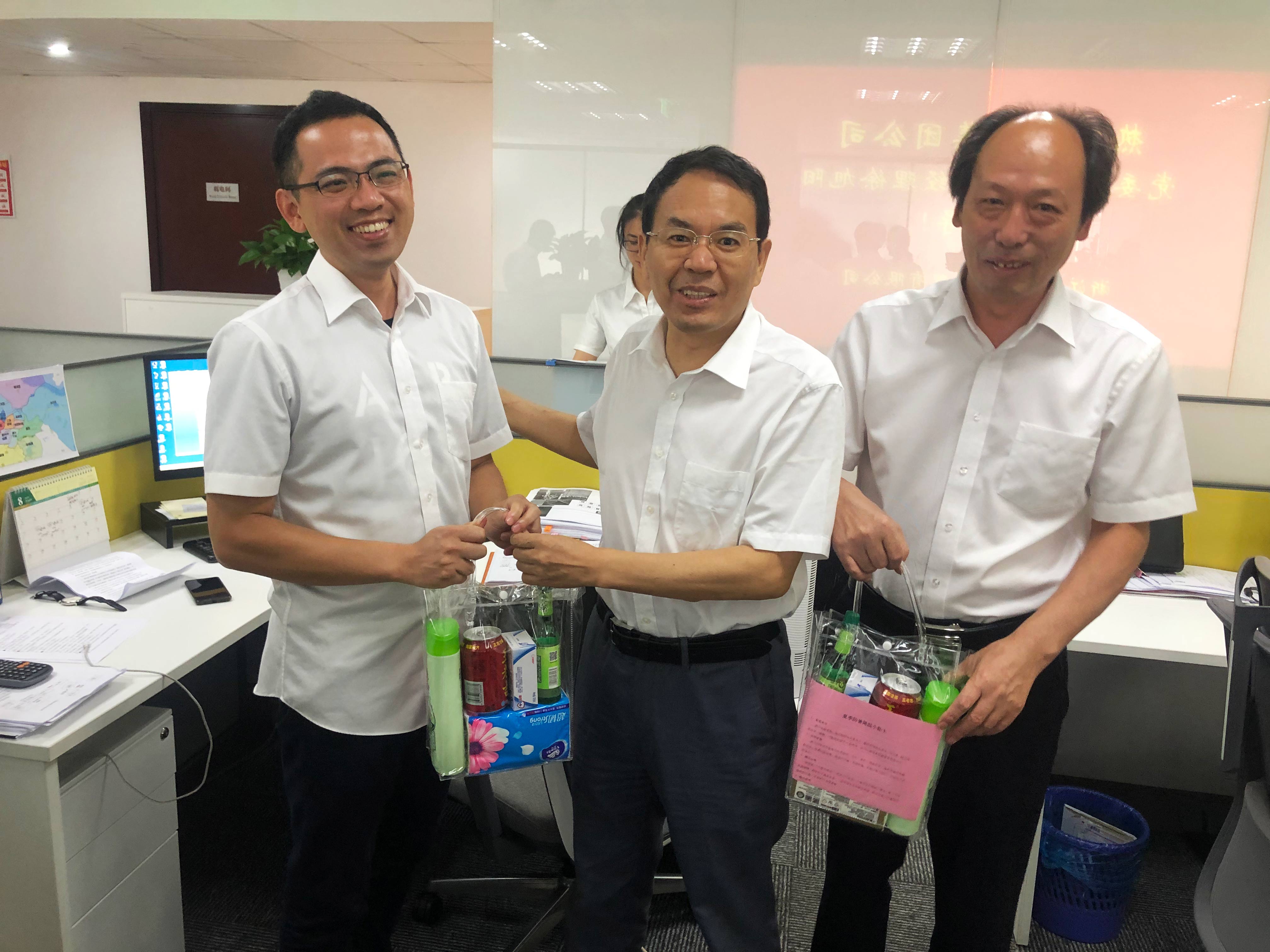 集团公司副总经理徐旭阳赴广杰公司开展安全检查及高温慰问