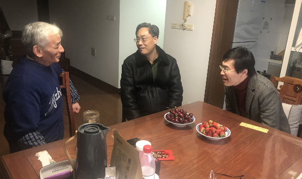 情系老干部 慰问暖人心 广杰公司领导春节前夕走访慰问退休老干部