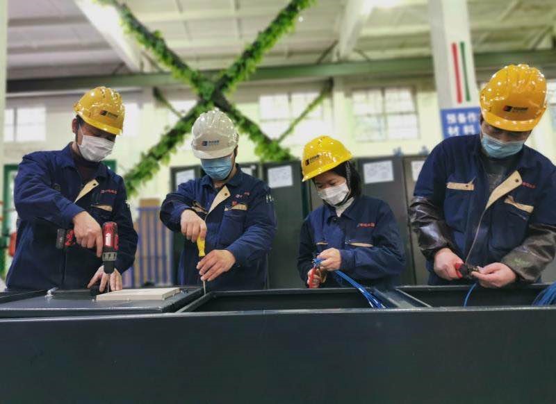 让党旗高高飘扬在 “保产能、保搬迁”的主战场上——装配支部“保产能、保搬迁”主题党日活动侧记