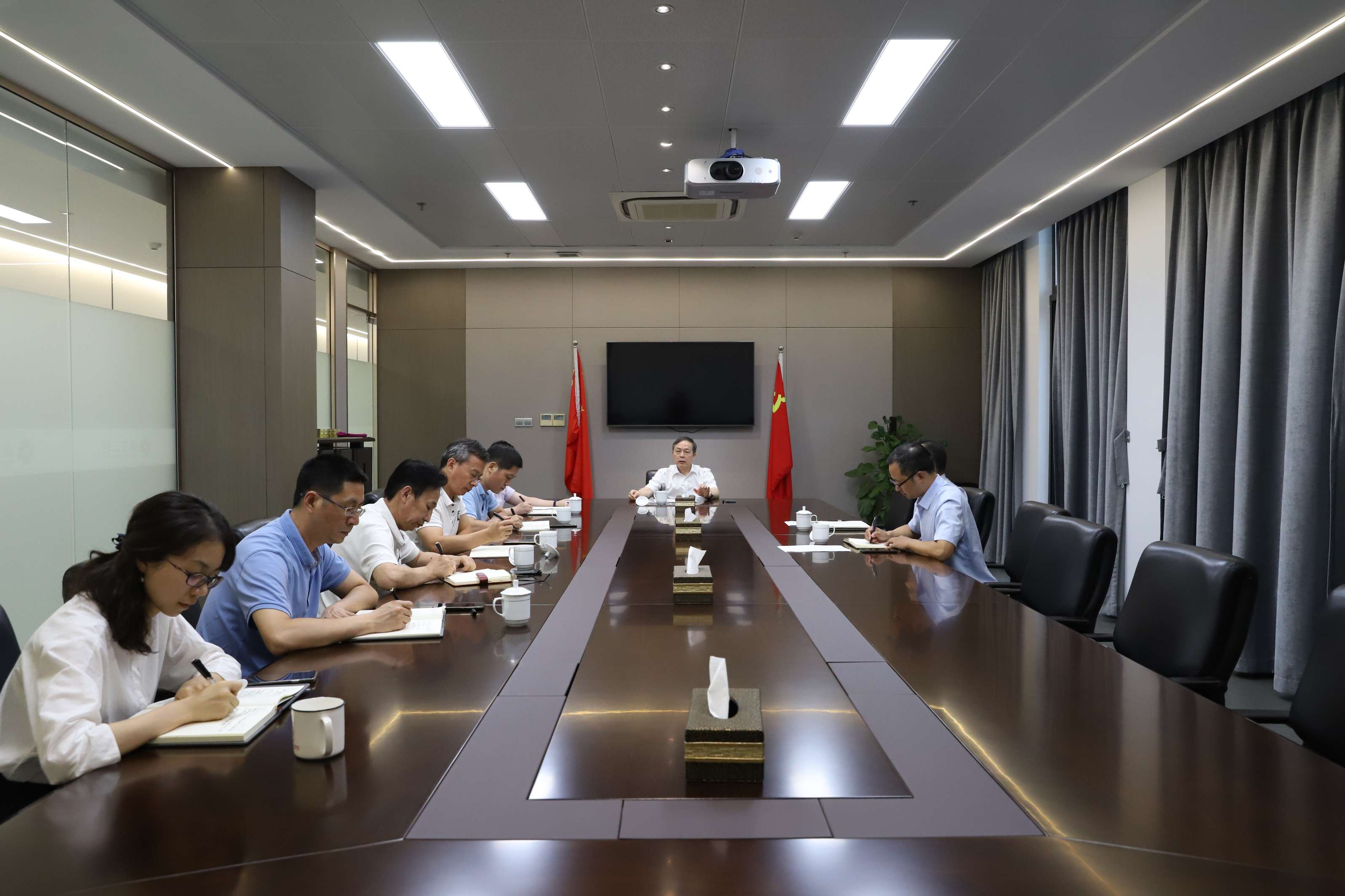 开云网页版公司召开瑞特股份拟任董监高赴任前谈话会