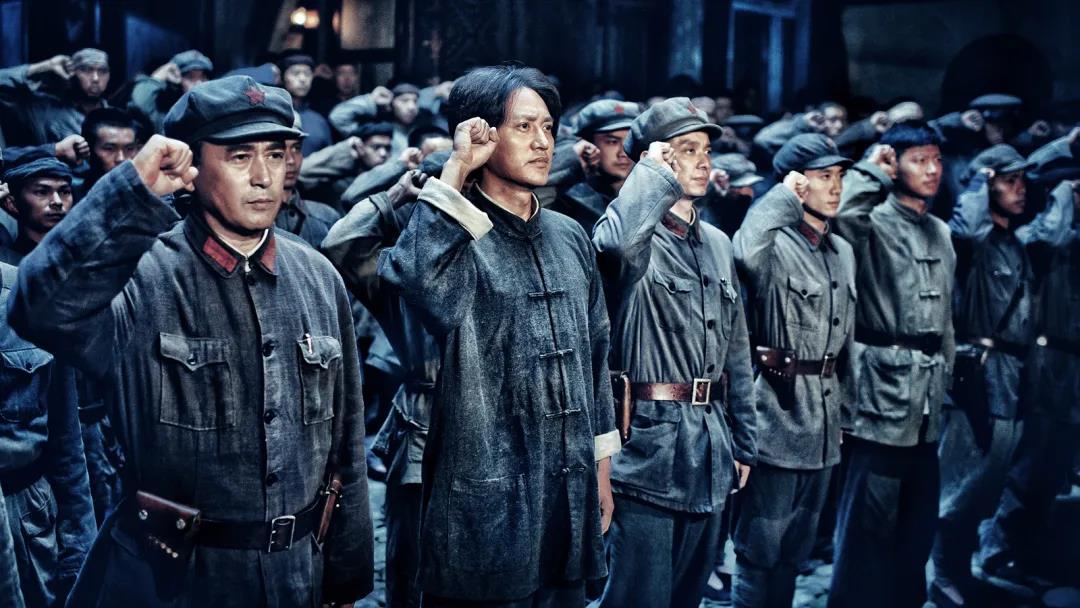 省工艺品公司第一支部集中观看红色党史教育电影《古田军号》