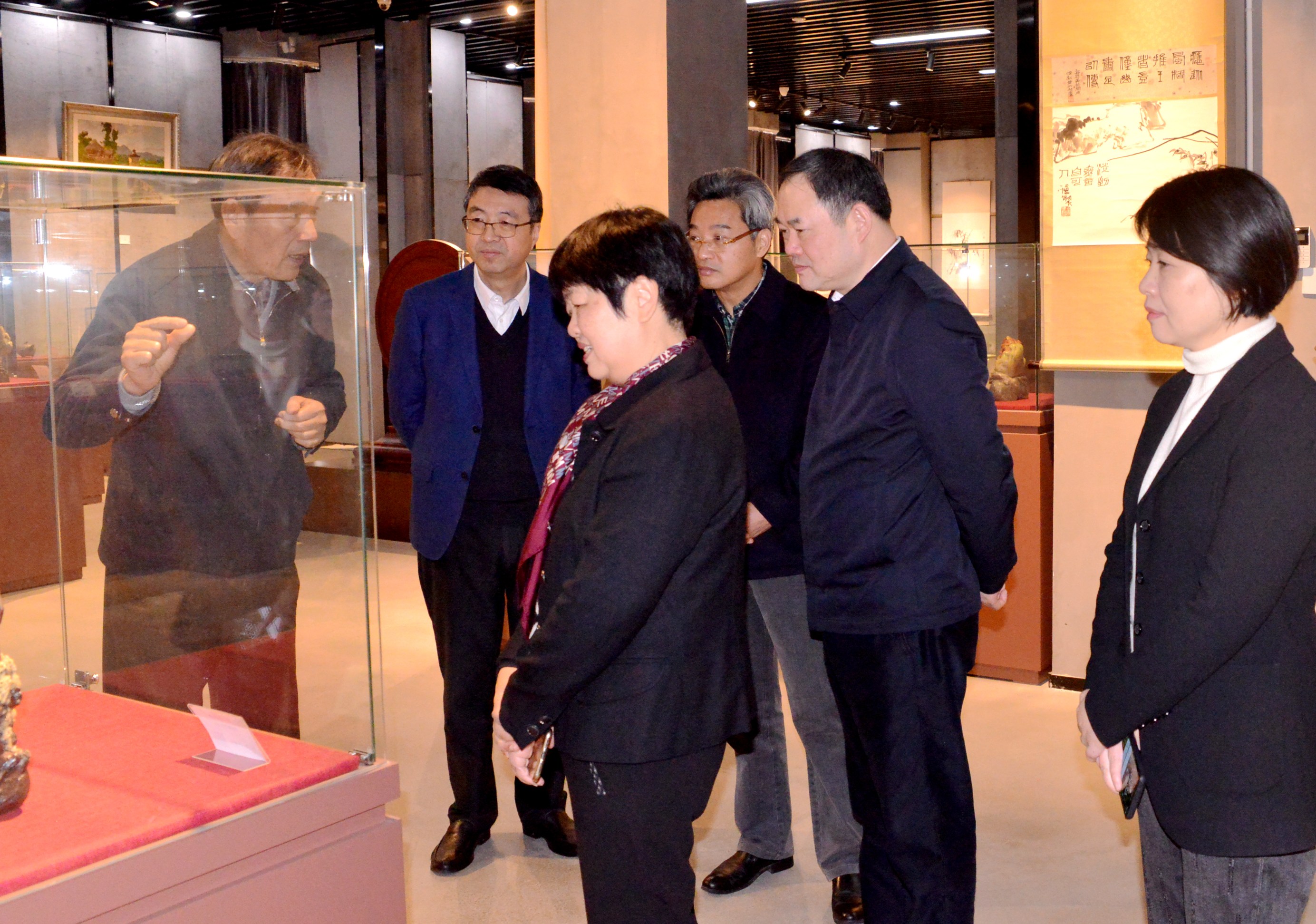 开云网页版组织外部董事赴下属企业调研