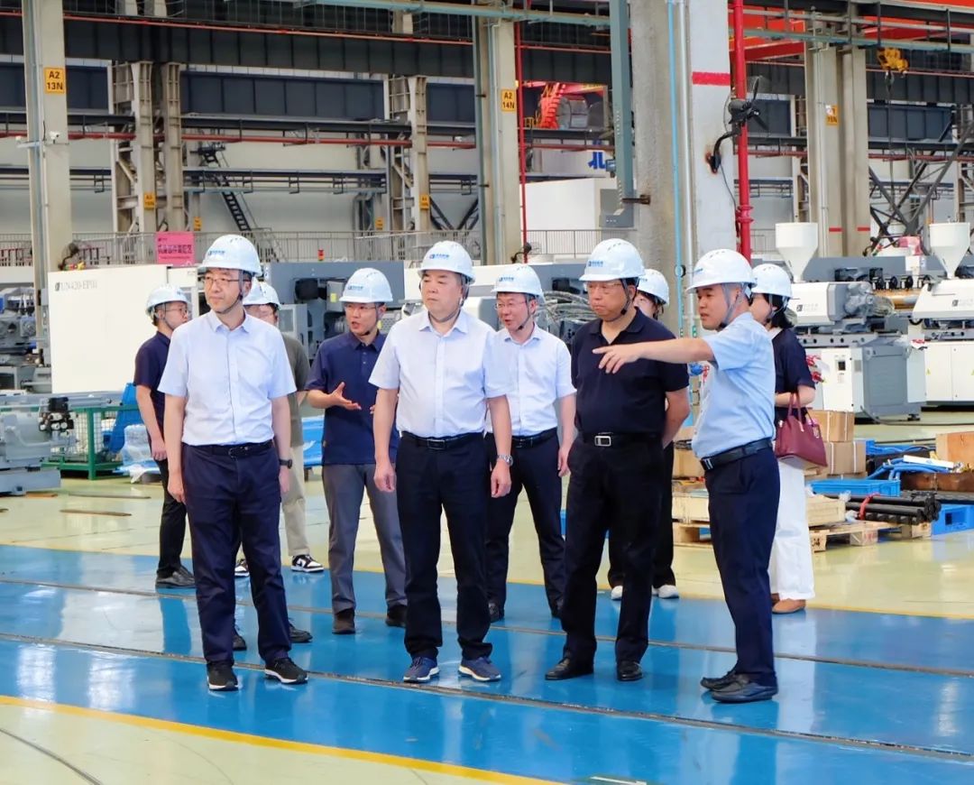 省委主题教育第十八巡回指导组到开云网页版申达机器公司开展主题教育专题调研