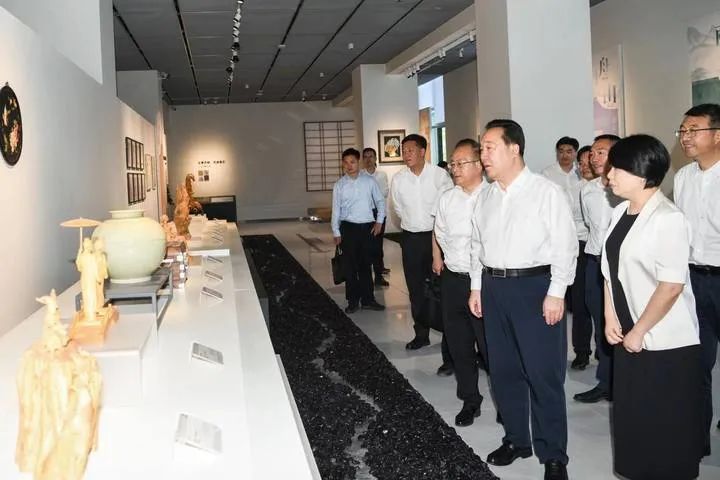 王浩在省机电集团开云网页版调研时强调 着力开辟发展新领域新赛道 加快培育和壮大新质生产力