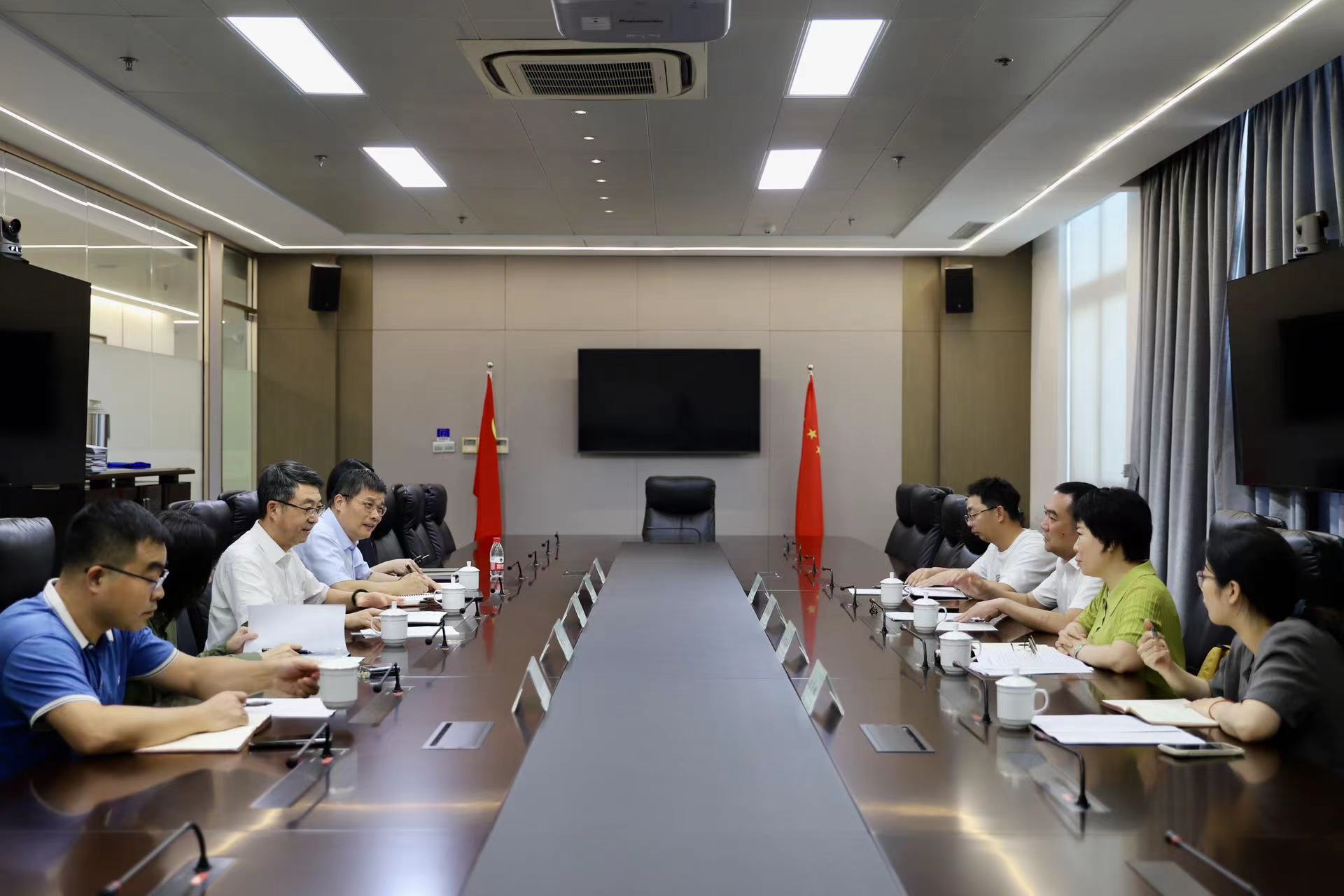 瑞安市二轻工业联社一行到访开云网页版