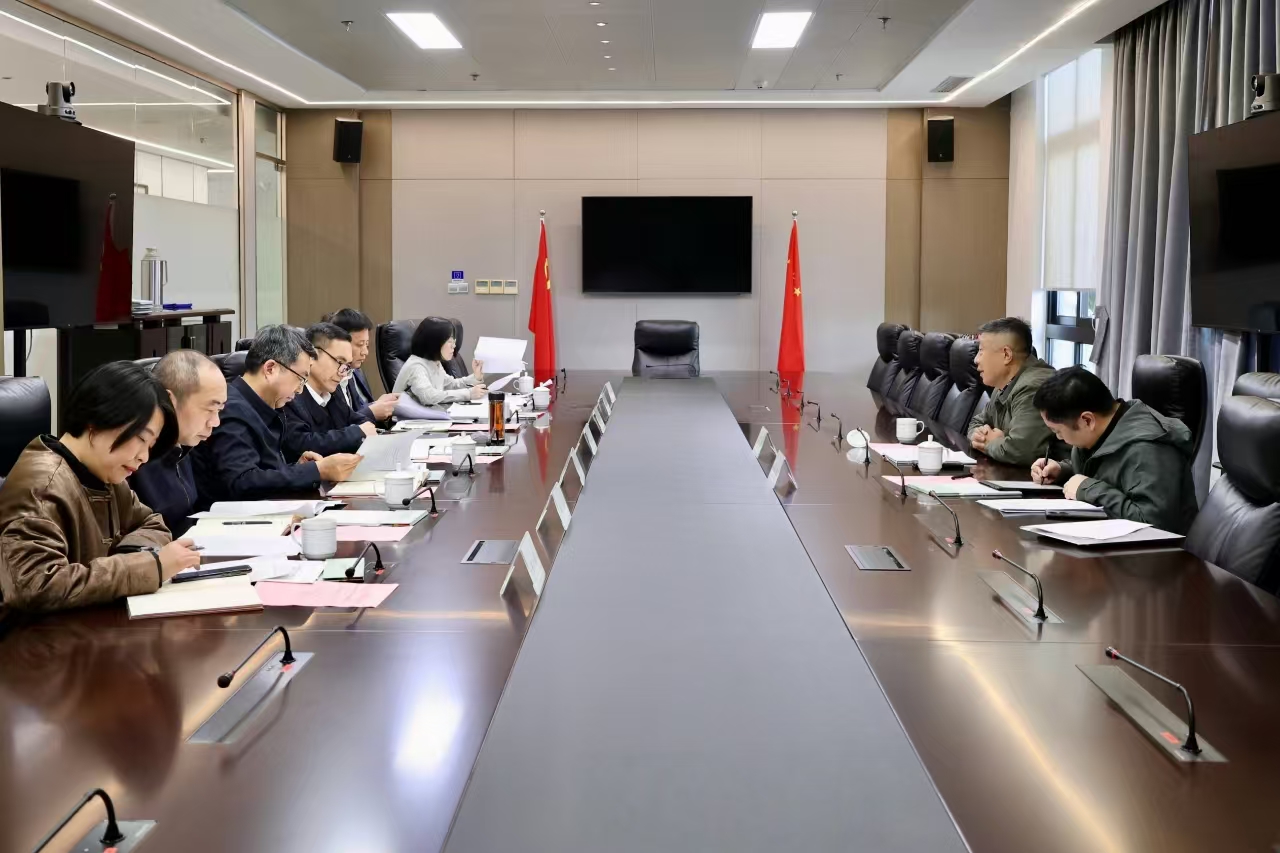 中国工艺美术学会理事长才大颖一行到访开云网页版