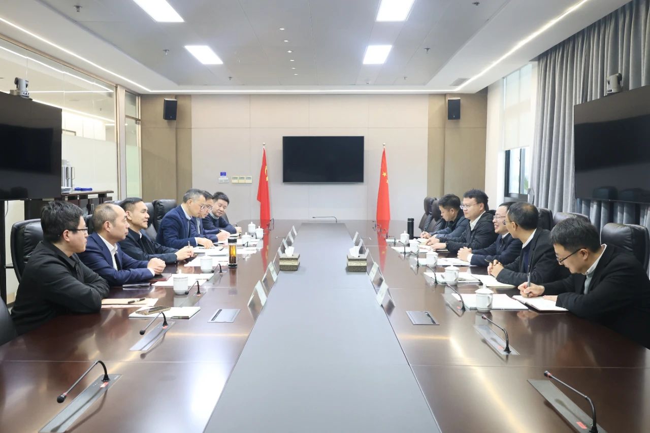 衢州市委常委、组织部长王森洪一行到访开云网页版